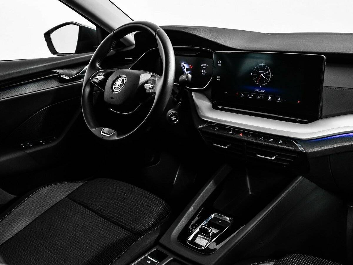 Skoda Octavia 2021 года с пробегом. Фото: #8