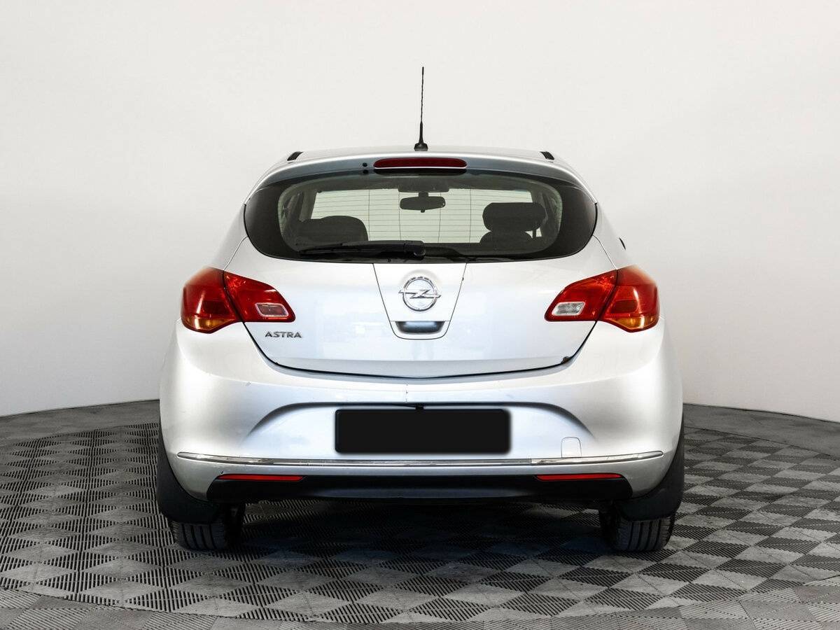 Б/У Опель Астра 2013 года. Фото: #5