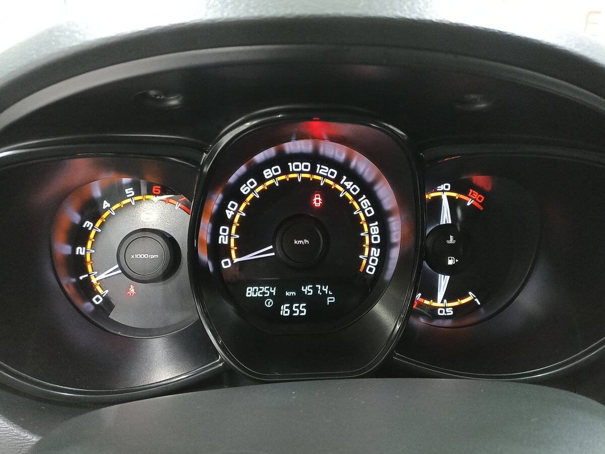 Б/У Лада (ВАЗ) Веста 2020 года. Фото: #12