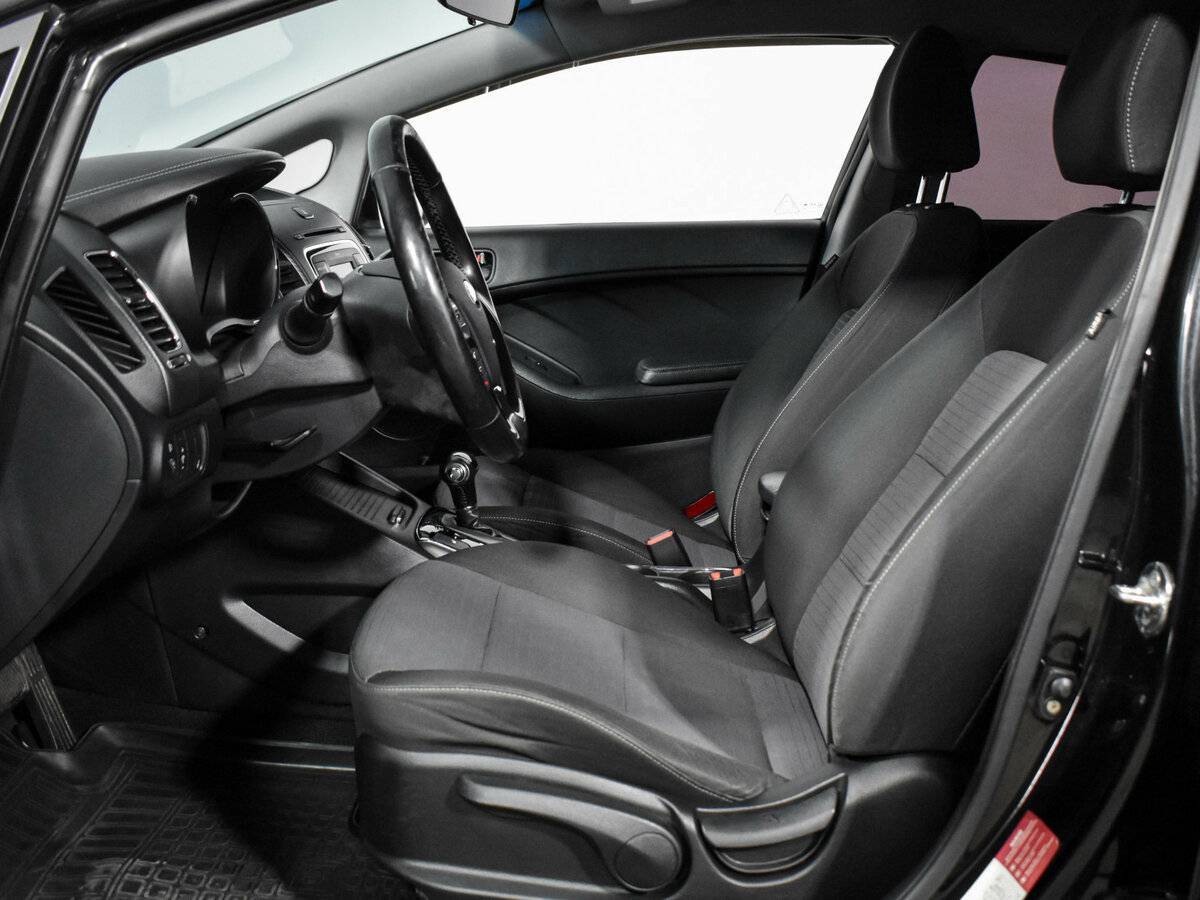 Б/У Киа Церато 2018 года. Фото: #9