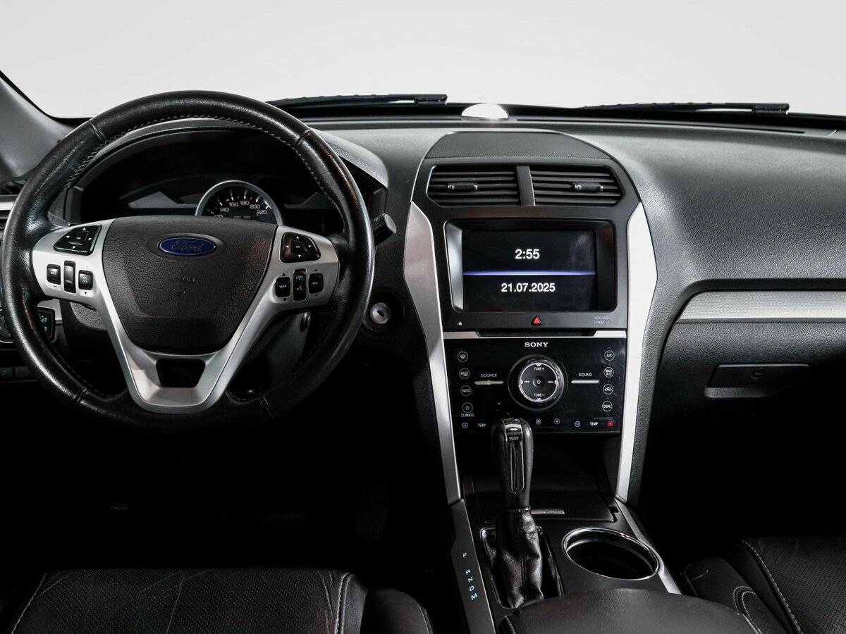 Ford Explorer 2013 года с пробегом. Фото: #11