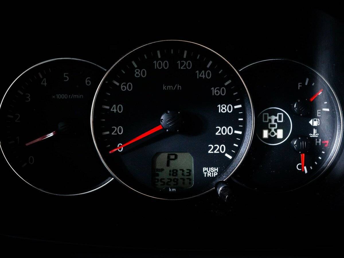 Б/У Митсубиши Паджеро Спорт 2013 года. Фото: #10