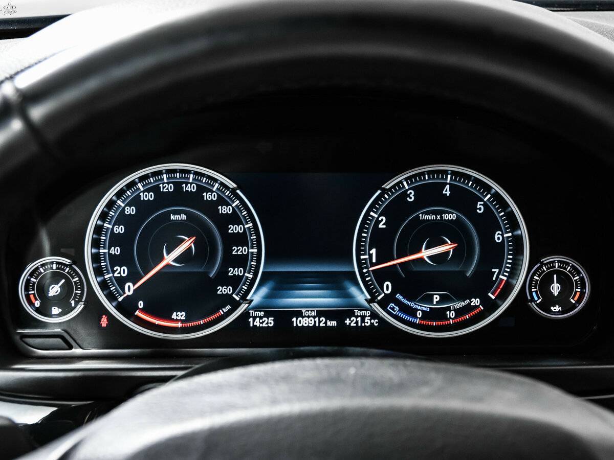 BMW 5 серии 2015 года с пробегом. Фото: #9