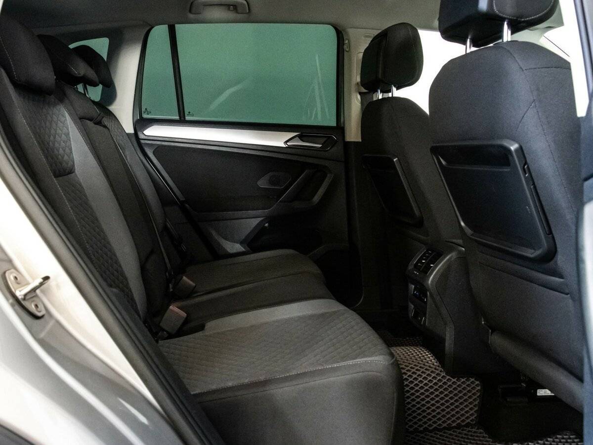 Б/У Фольксваген Тигуан 2017 года. Фото: #13