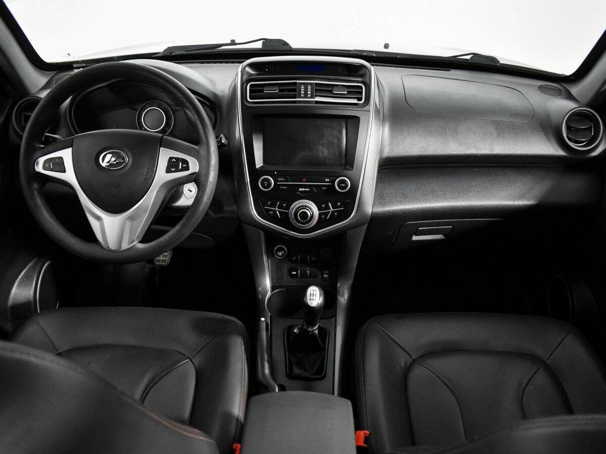 Б/У Лифан Икс60 2017 года. Фото: #13