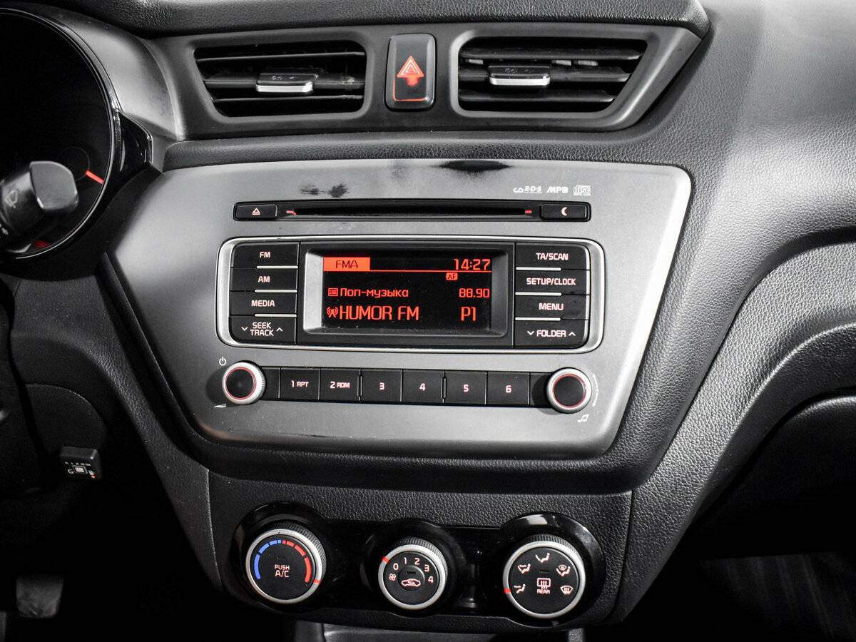 Б/У Киа Рио 2016 года. Фото: #13