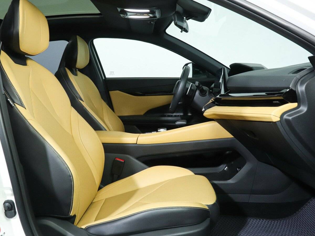 Changan UNI-V 2022 года с пробегом. Фото: #16