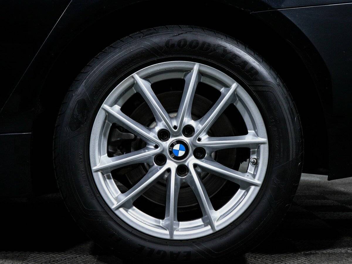 BMW 5 серии 2018 года с пробегом. Фото: #14