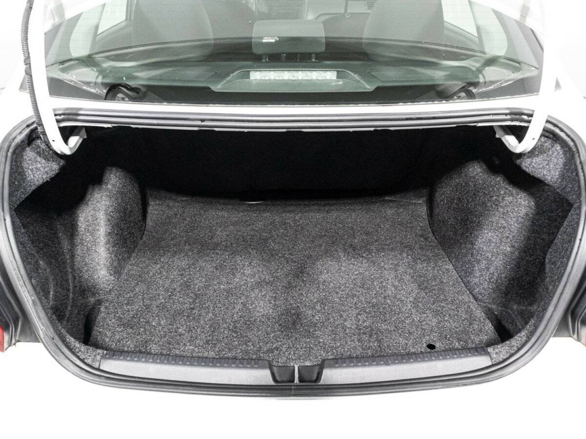 Б/У Фольксваген Поло 2019 года. Фото: #14