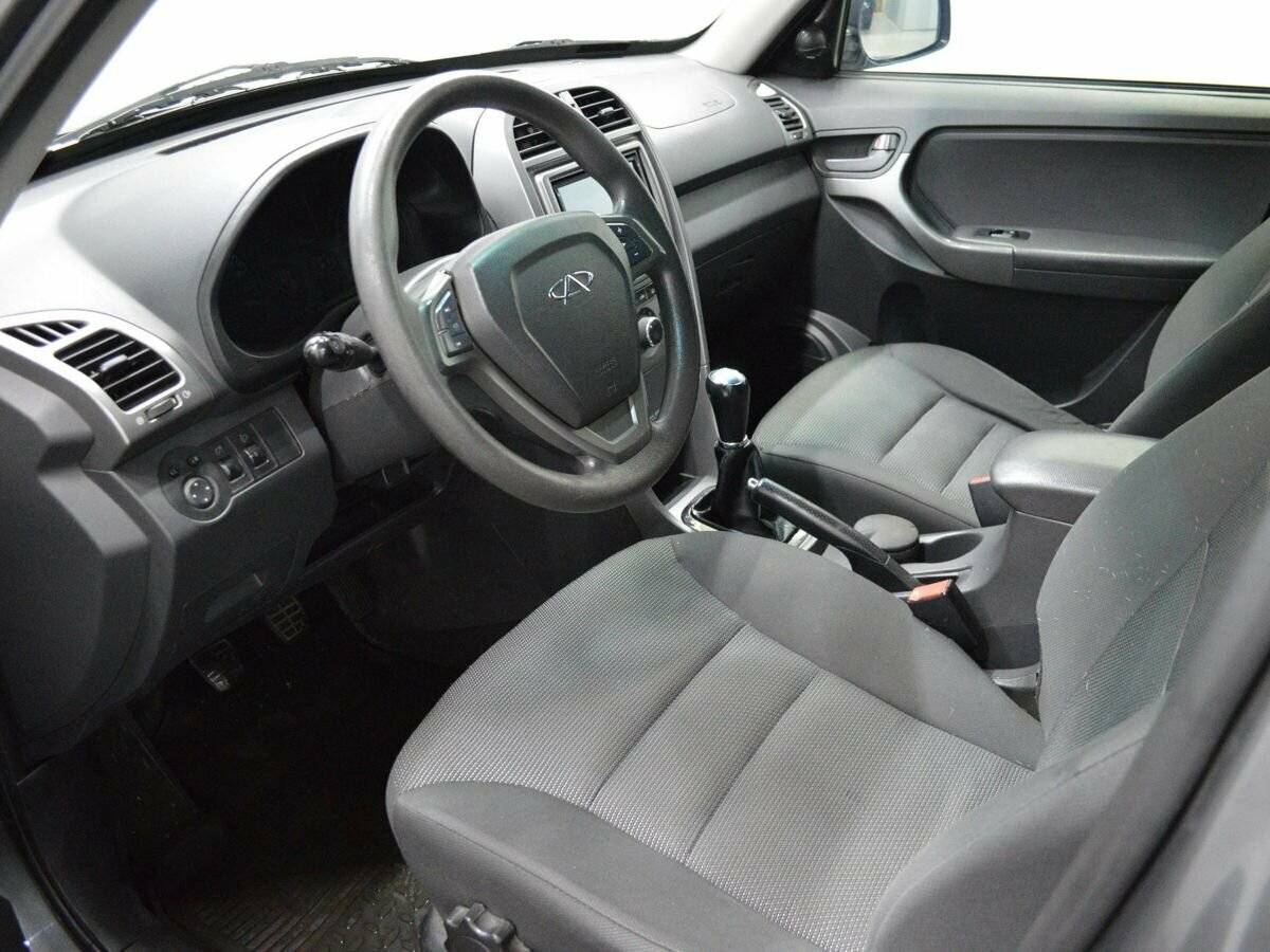 Б/У Чери Тигго (Т11) 2015 года. Фото: #9