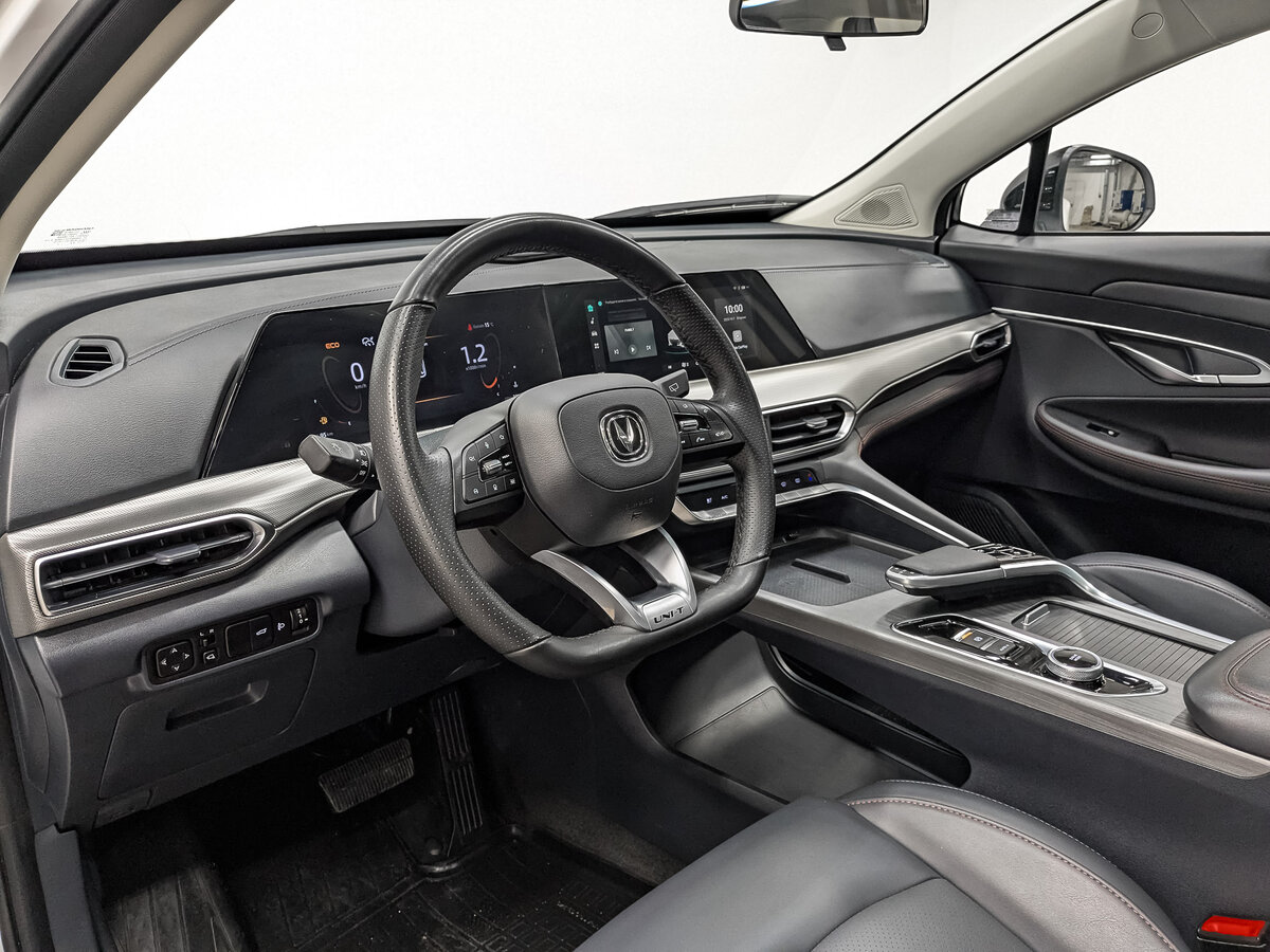 Changan UNI-T 2024 года с пробегом. Фото: #12