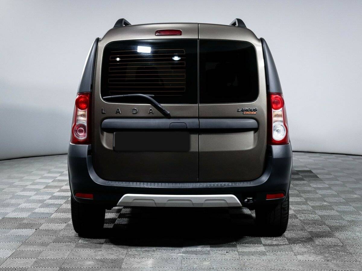 Б/У Лада (ВАЗ) Ларгус 2021 года. Фото: #4