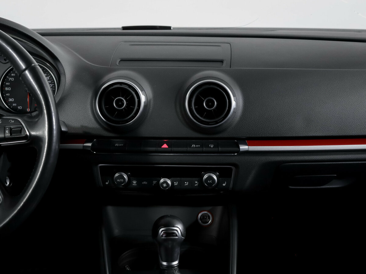 Audi A3 2014 года с пробегом. Фото: #9