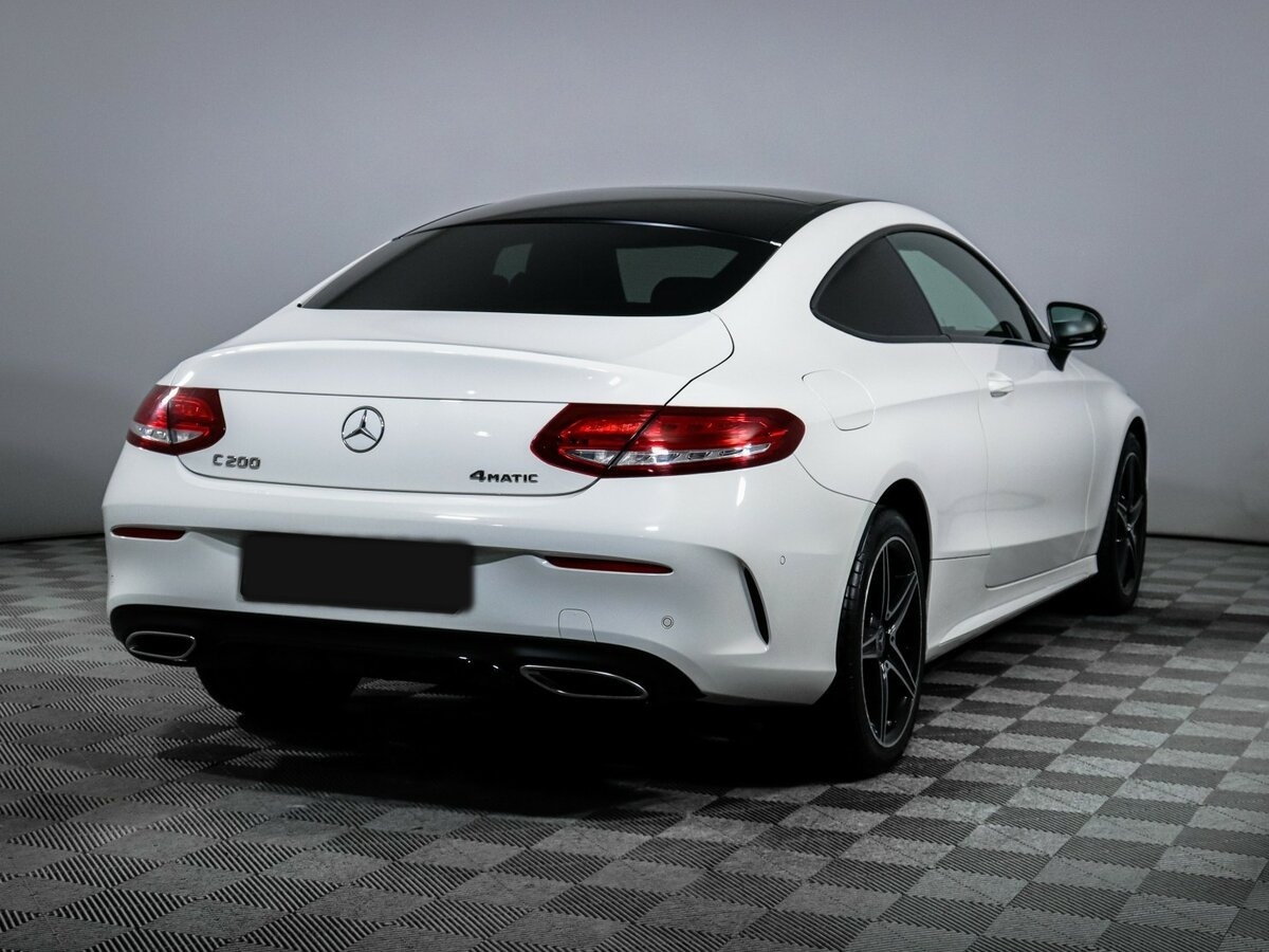 Mercedes-Benz C-Класс 2018 года с пробегом. Фото: #4