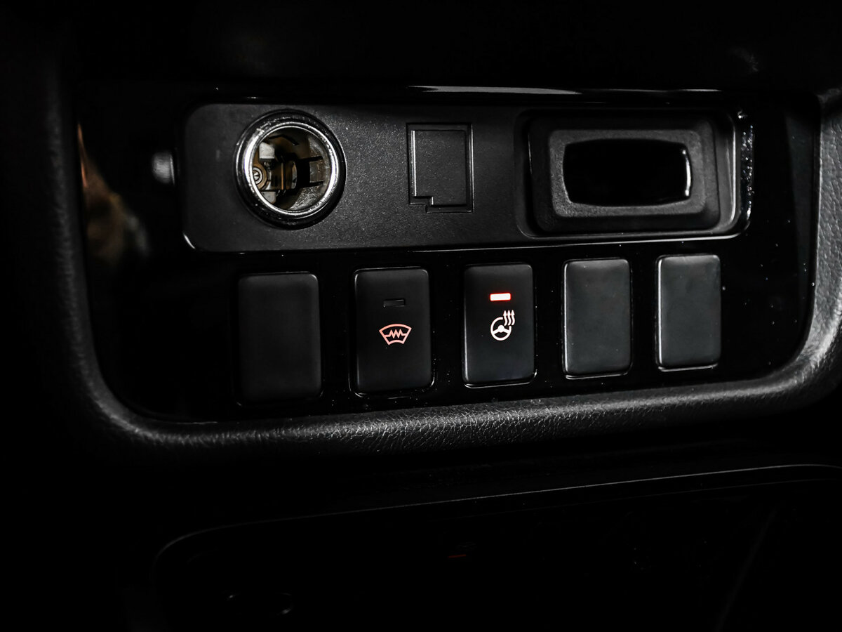 Б/У Митсубиши Оутлэндер 2018 года. Фото: #14