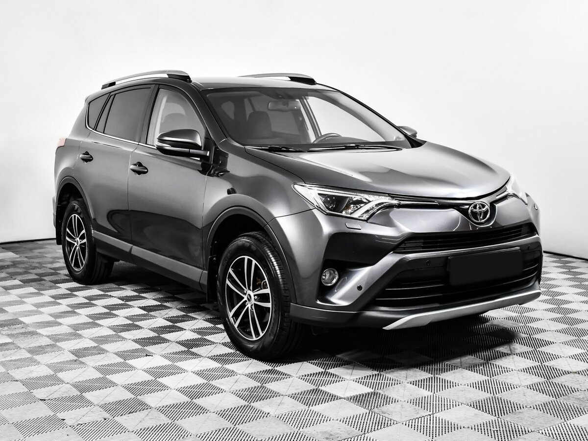 Toyota RAV4 2016 года с пробегом. Фото: #2