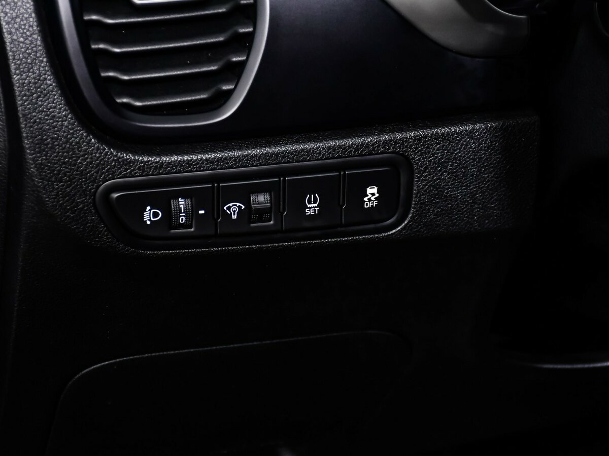 Б/У Киа Рио 2020 года. Фото: #13