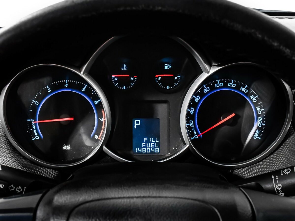 Б/У Шевроле Круз 2015 года. Фото: #7