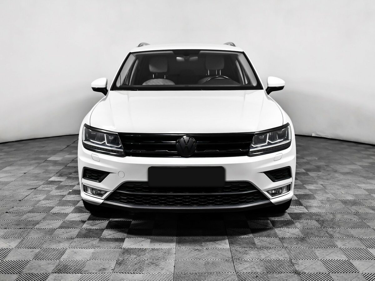 Volkswagen Tiguan 2017 года с пробегом. Фото: #1
