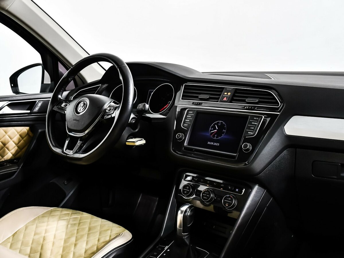 Volkswagen Tiguan 2017 года с пробегом. Фото: #7