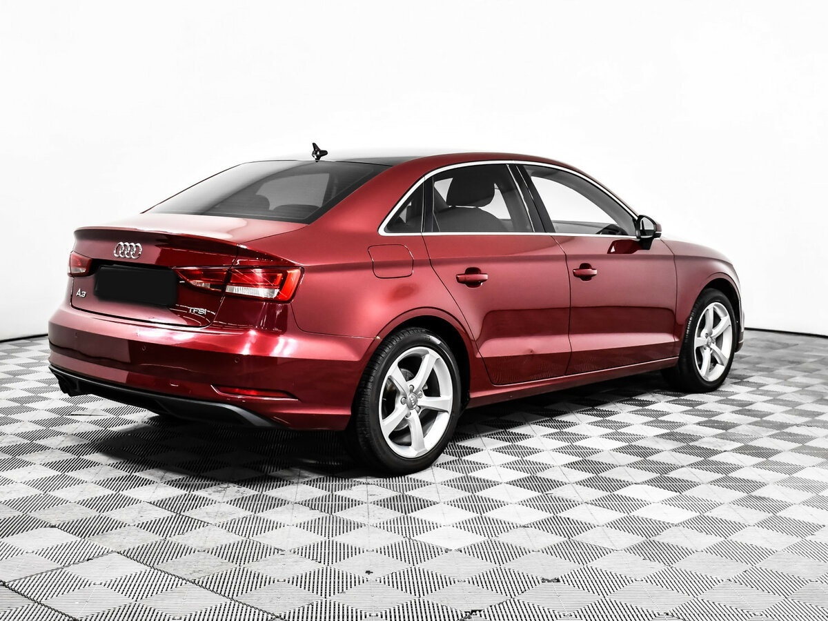 Audi A3 2017 года с пробегом. Фото: #3