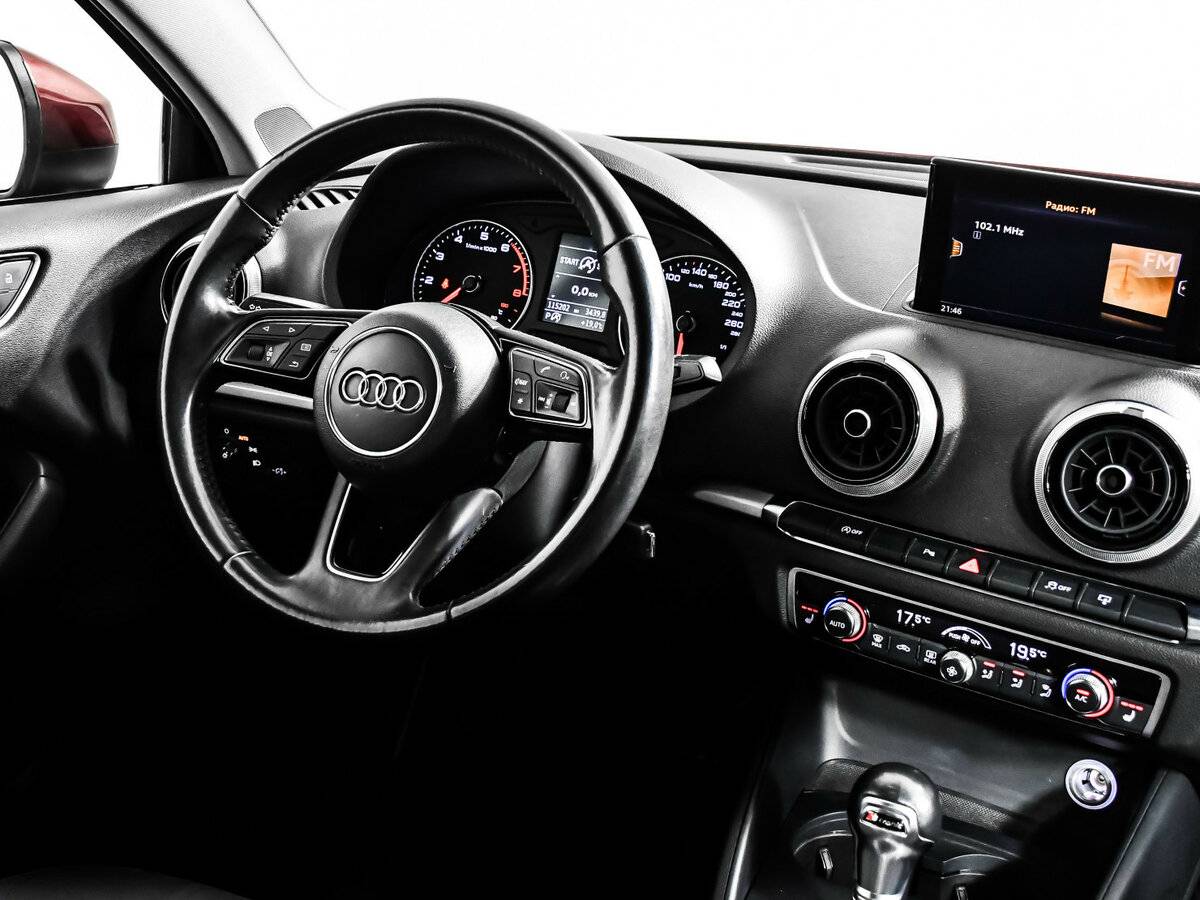 Audi A3 2017 года с пробегом. Фото: #7