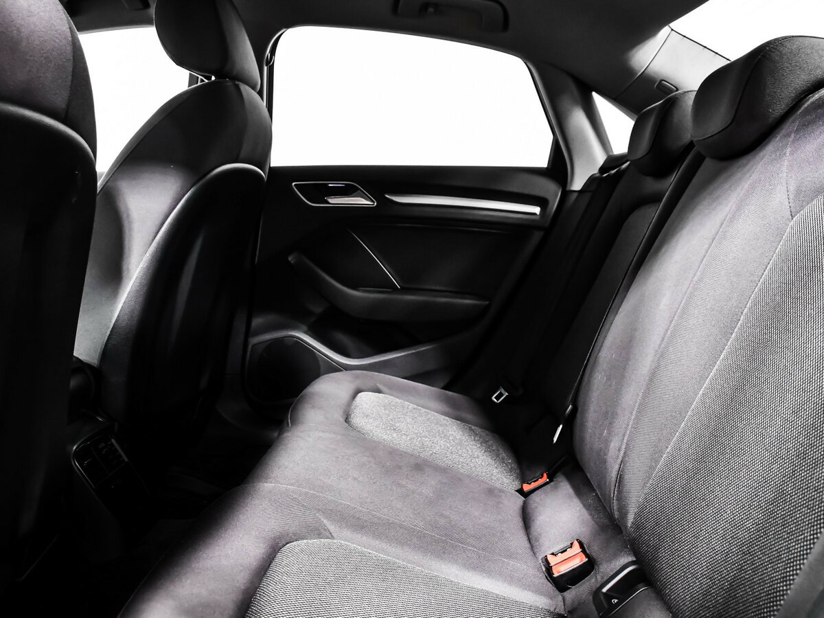 Audi A3 2017 года с пробегом. Фото: #10