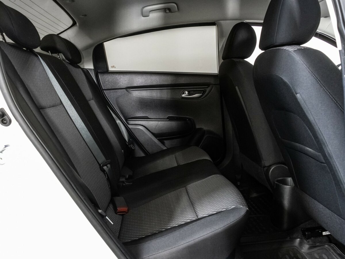 Б/У Киа Рио 2017 года. Фото: #12