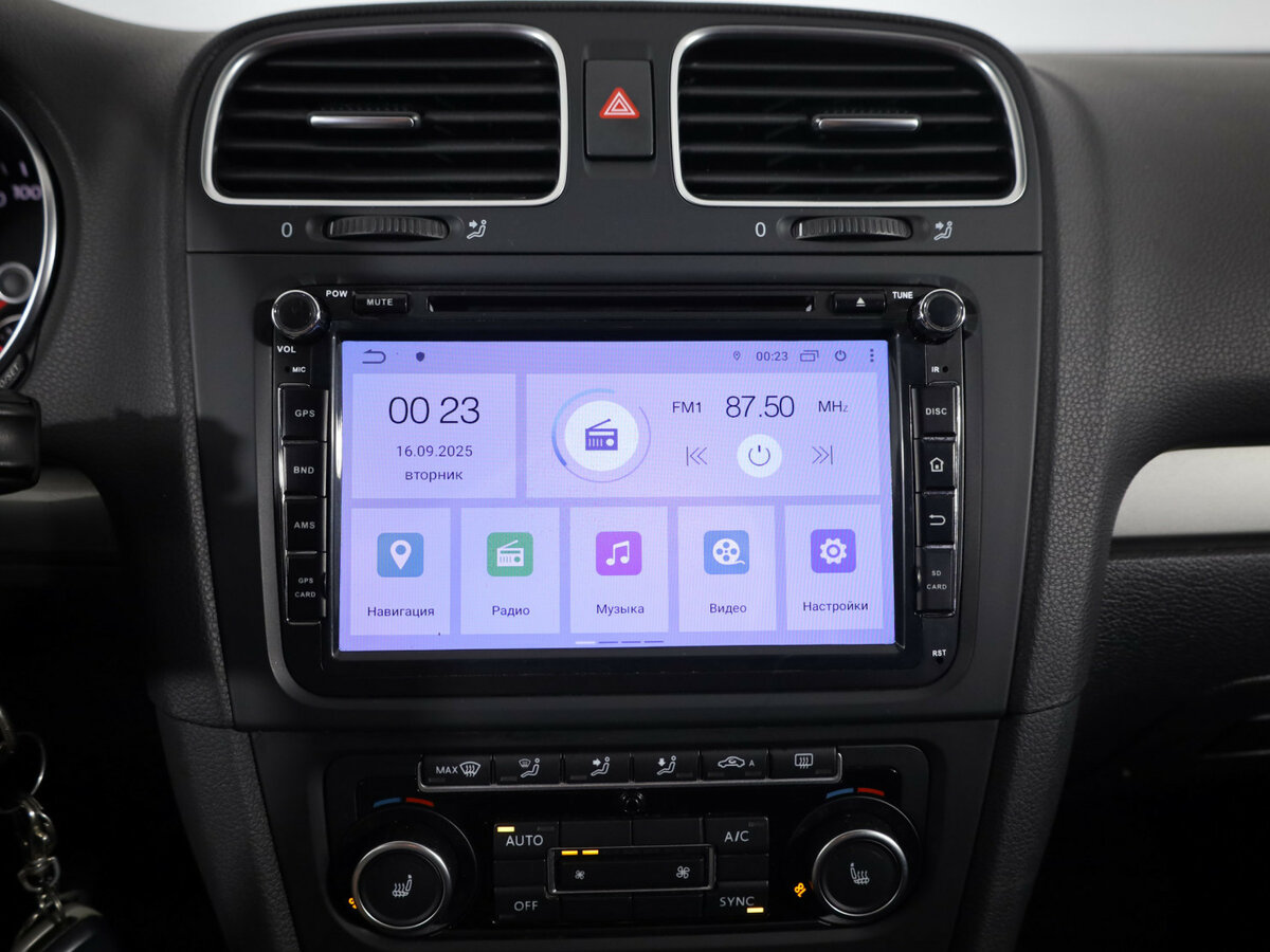 Б/У Фольксваген Гольф 2012 года. Фото: #12