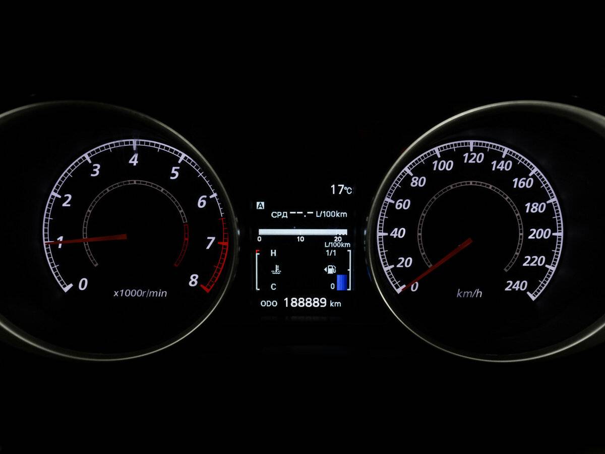 Б/У Митсубиши АС-Икс 2013 года. Фото: #12