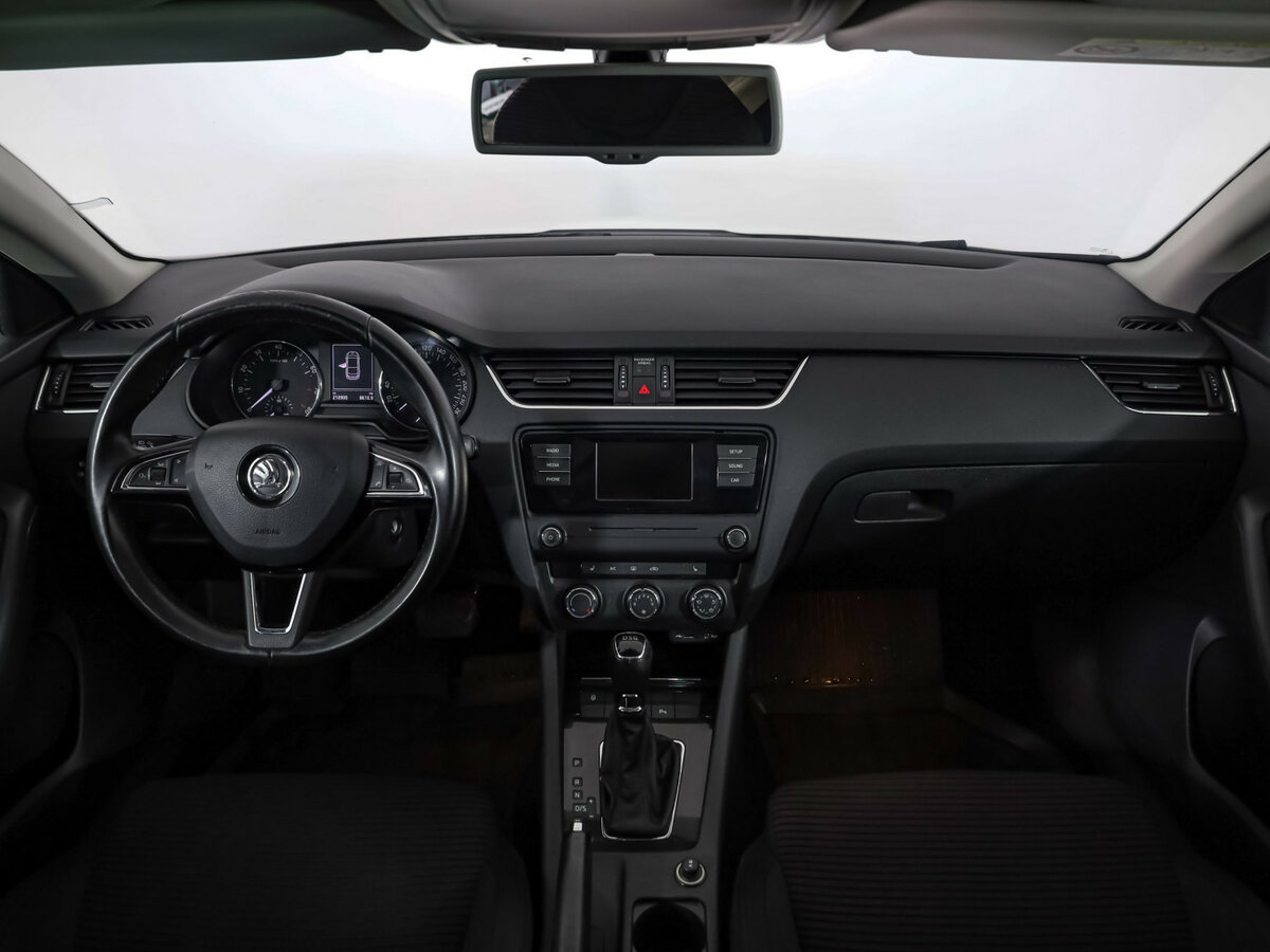 Б/У Шкода Октавия 2015 года. Фото: #7