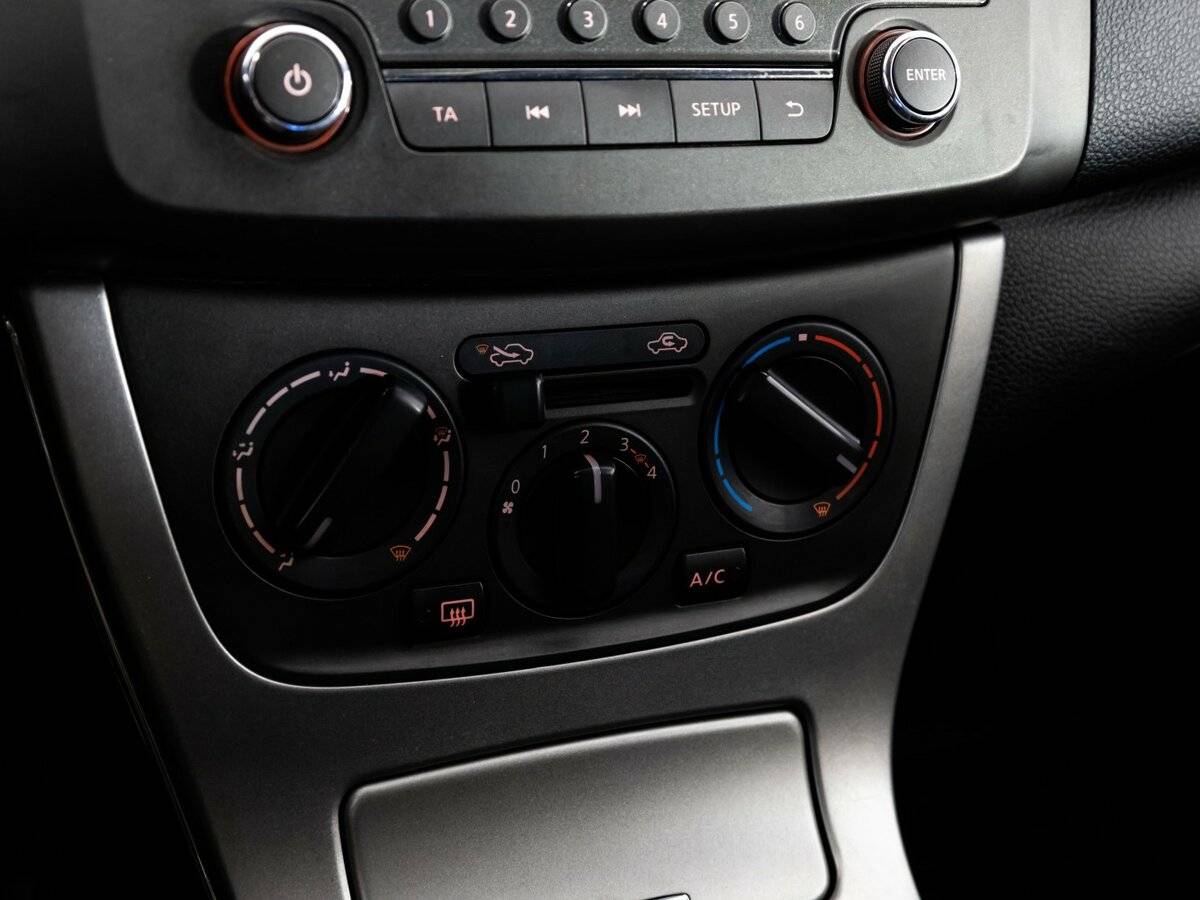 Б/У Ниссан Сентра 2015 года. Фото: #10