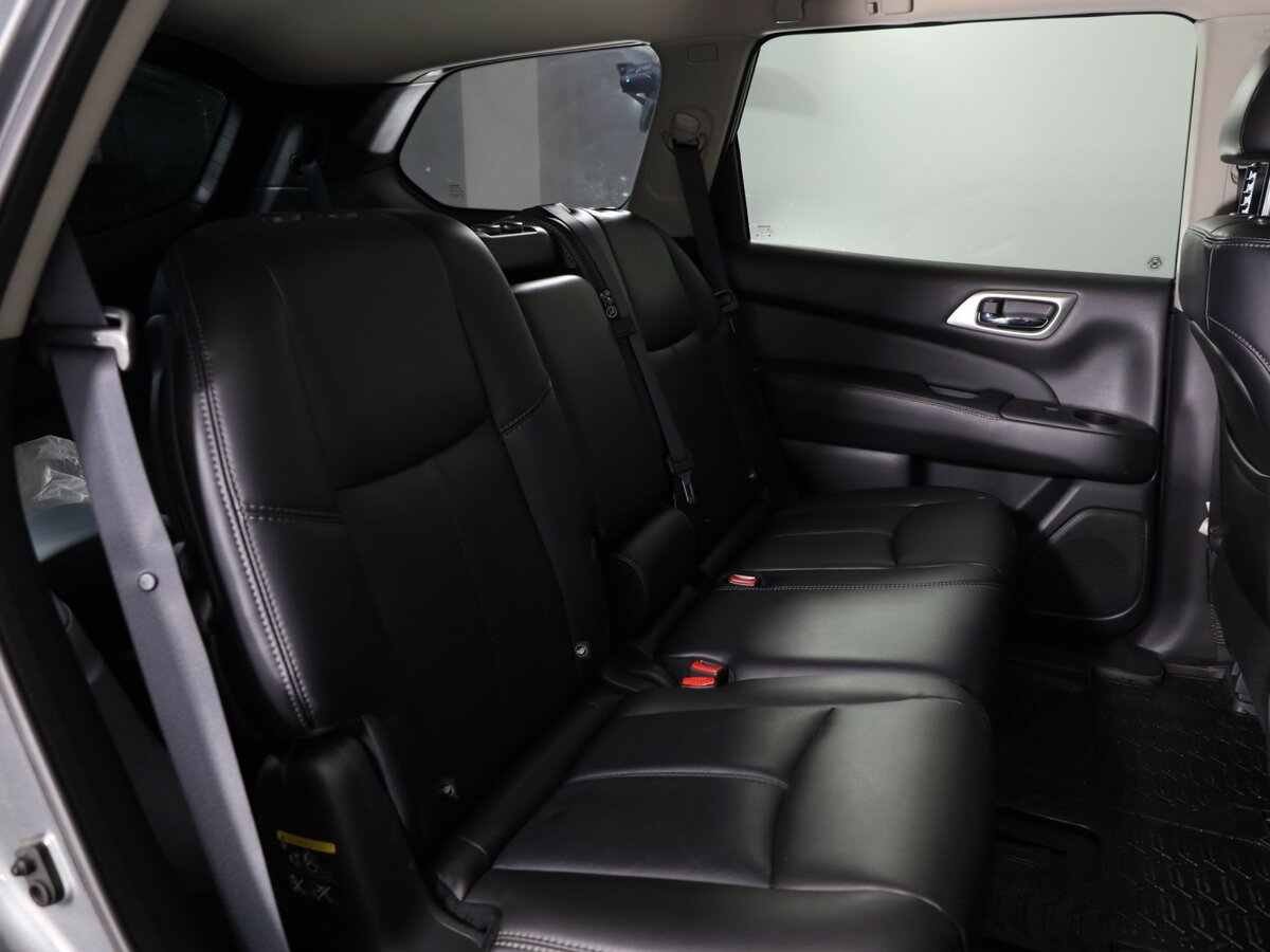 Б/У Ниссан Патфайндер 2014 года. Фото: #11