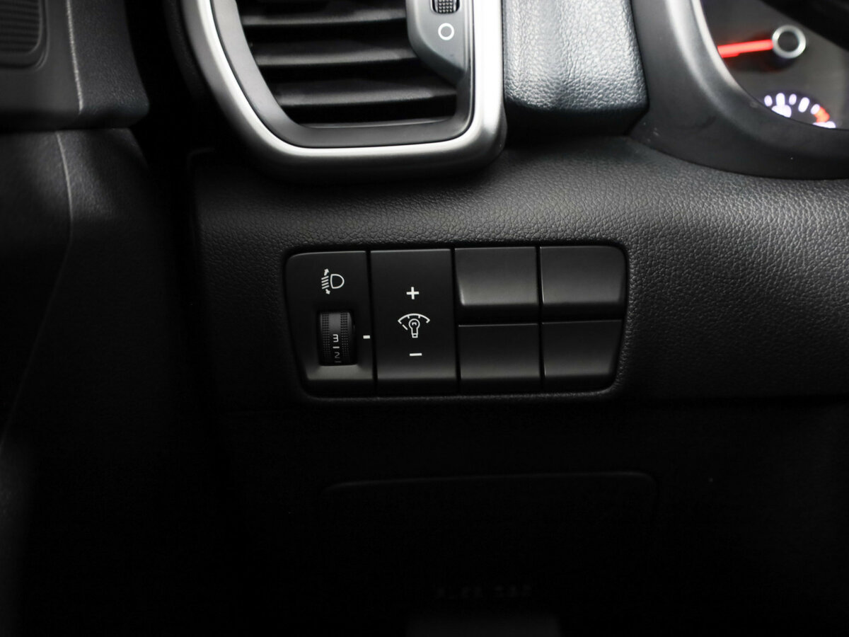 Б/У Киа Спортейдж 2018 года. Фото: #23