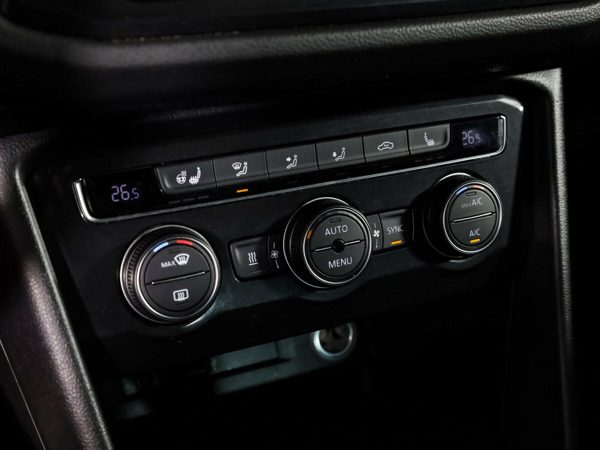 Б/У Фольксваген Тигуан 2017 года. Фото: #15