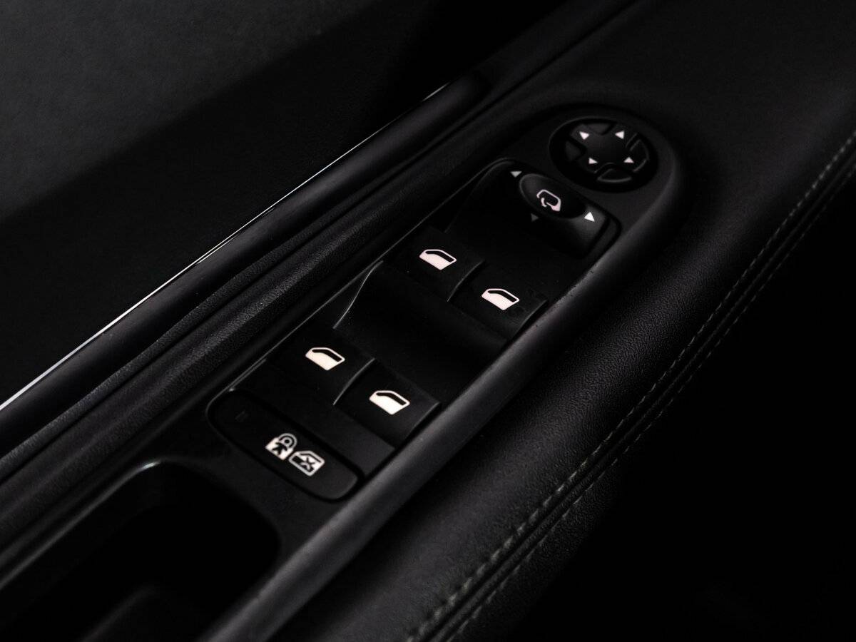 Б/У Пежо 3008 2014 года. Фото: #18