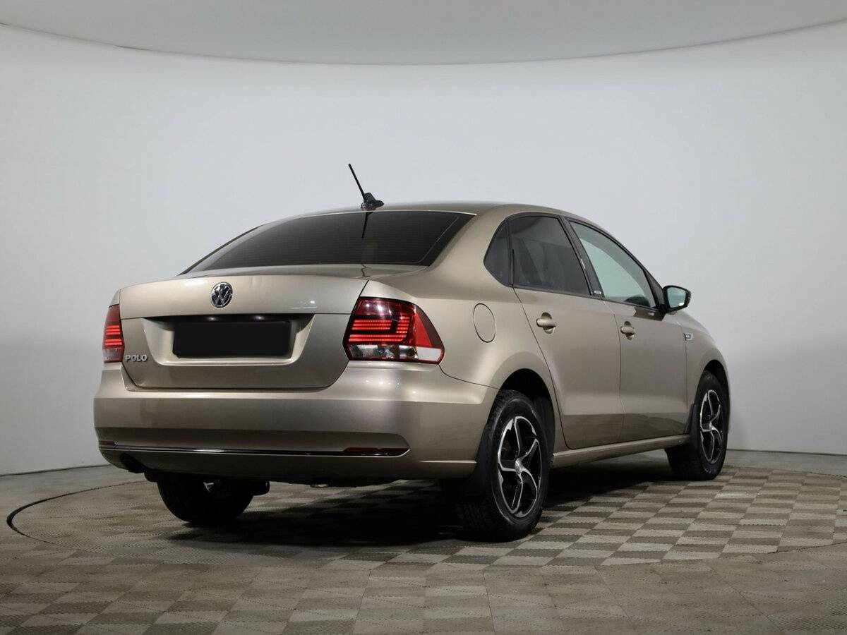 Б/У Фольксваген Поло 2017 года. Фото: #3
