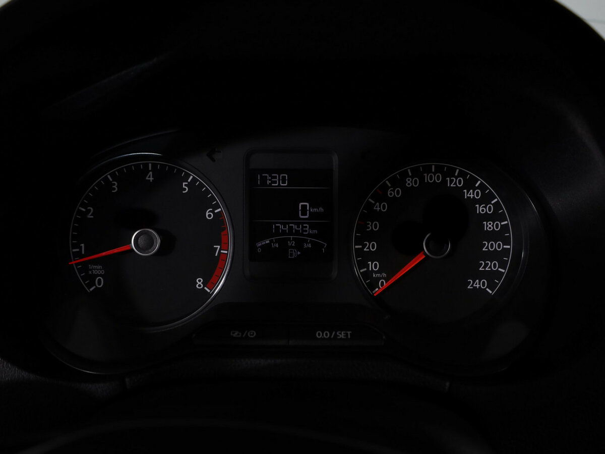 Б/У Фольксваген Поло 2017 года. Фото: #12