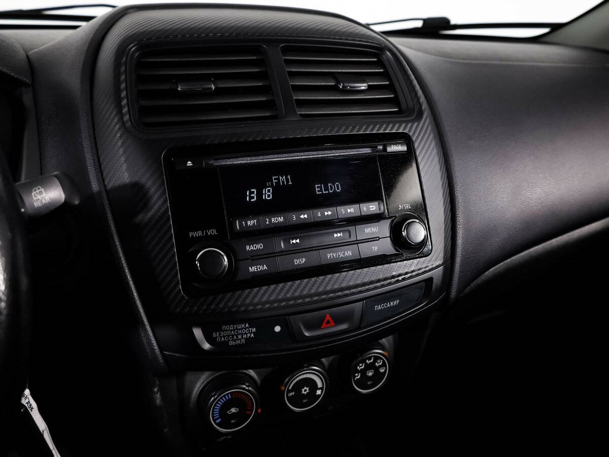 Б/У Митсубиши АС-Икс 2014 года. Фото: #11