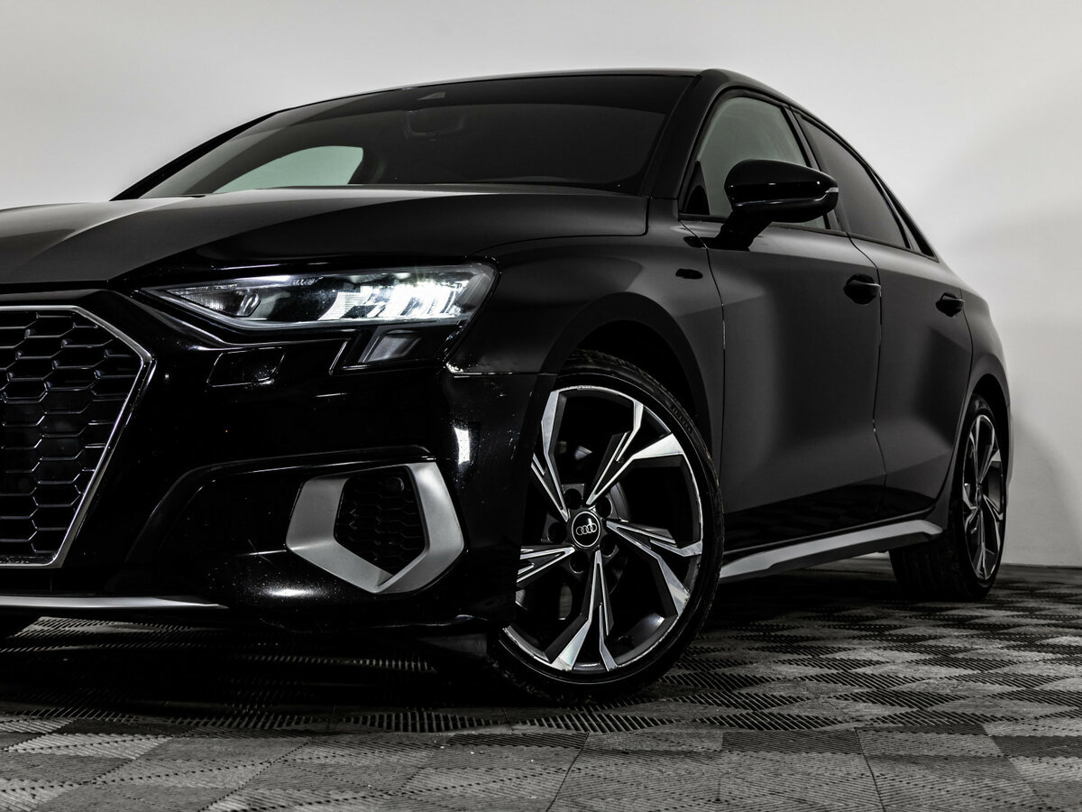 Audi A3 2021 года с пробегом. Фото: #1