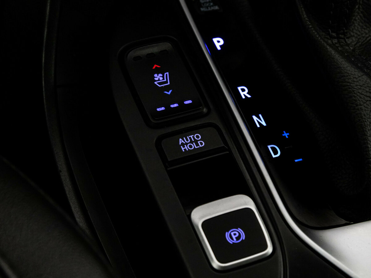 Hyundai Santa Fe 2018 года с пробегом. Фото: #12