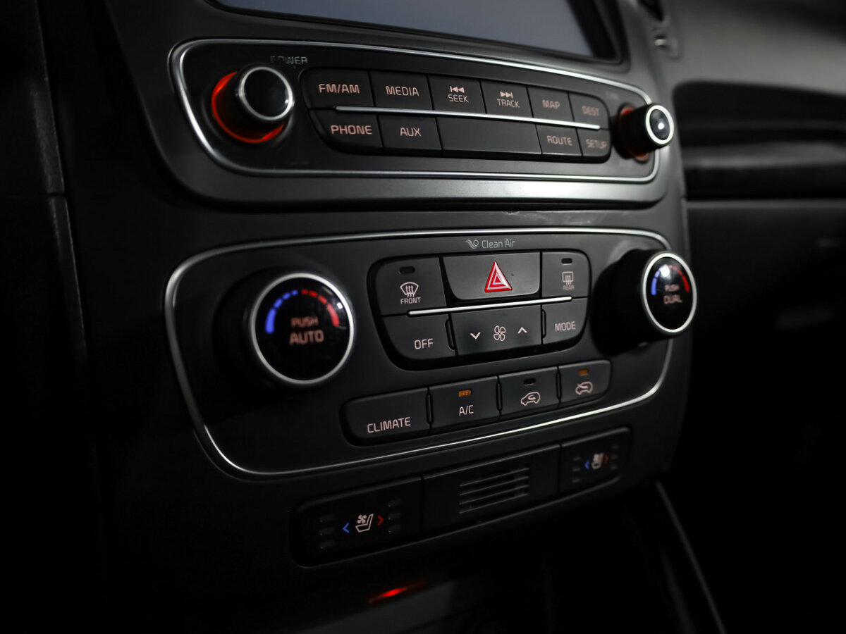 Б/У Киа Соренто 2014 года. Фото: #16