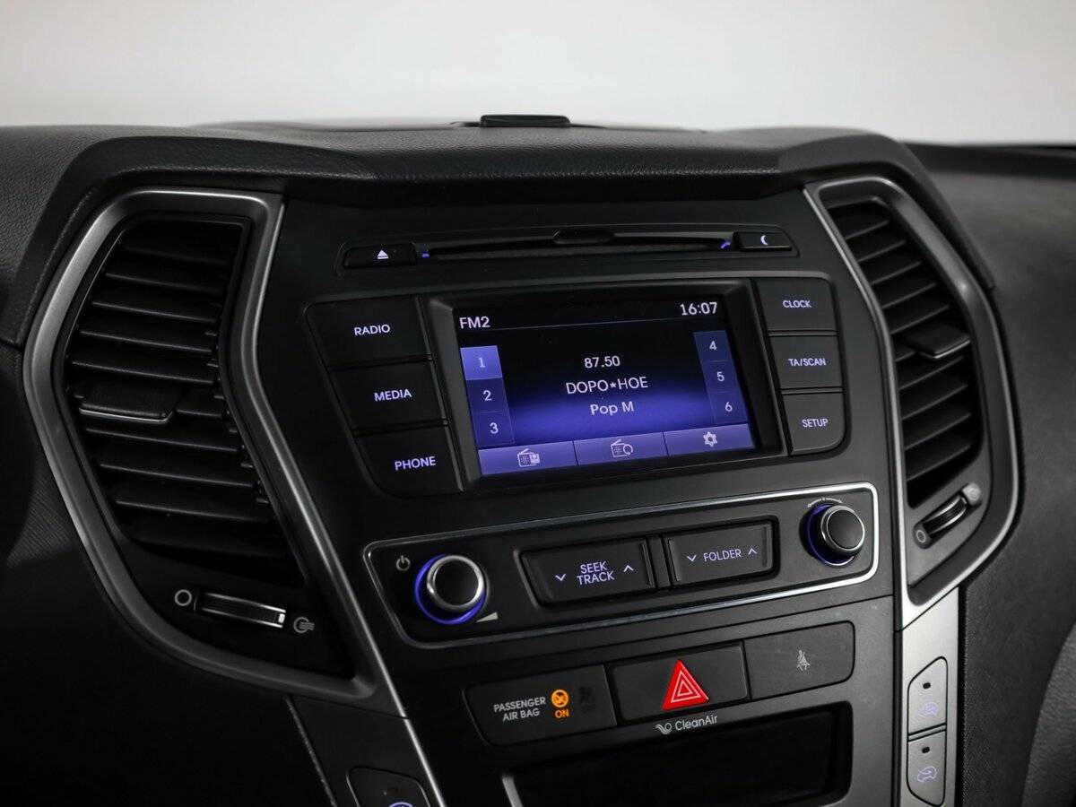 Б/У Хендай Санта Фе 2016 года. Фото: #15