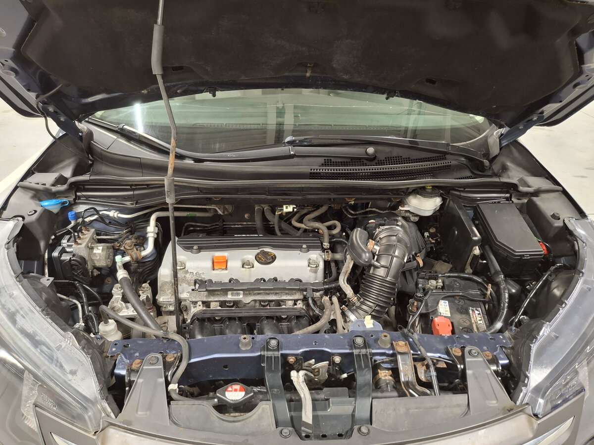 Б/У Хонда ЦР-В 2013 года. Фото: #8