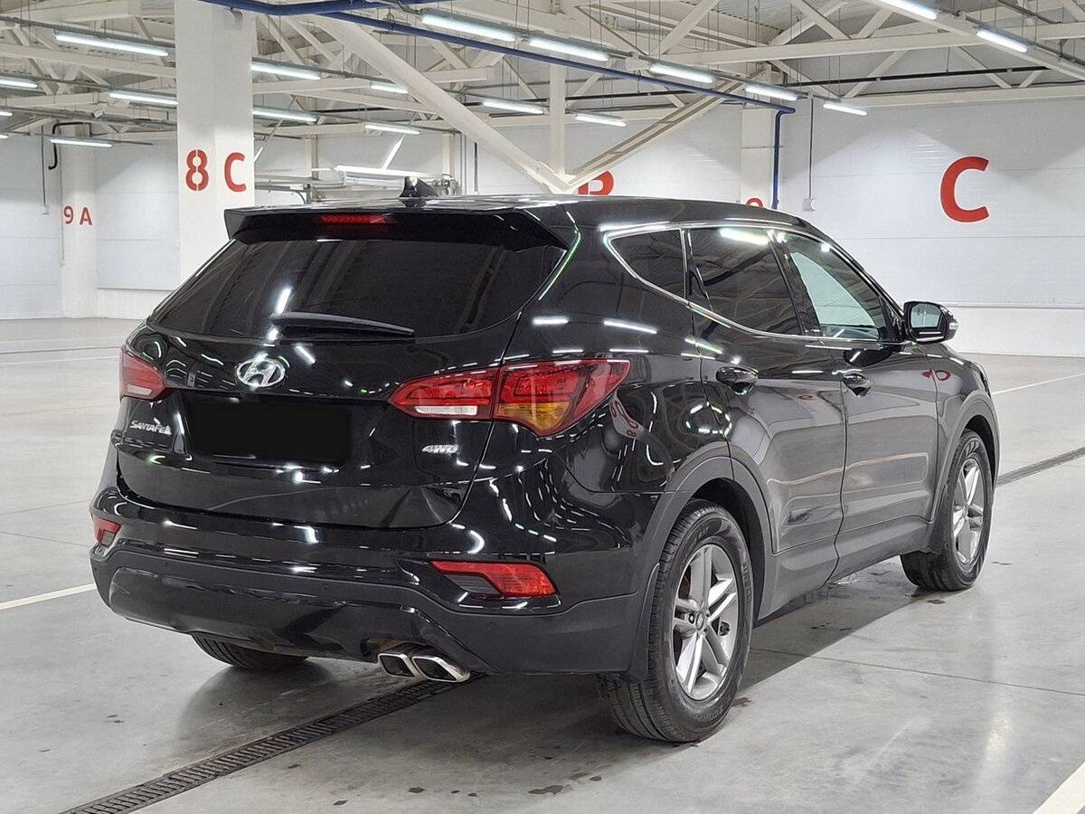 Hyundai Santa Fe 2018 года с пробегом. Фото: #4