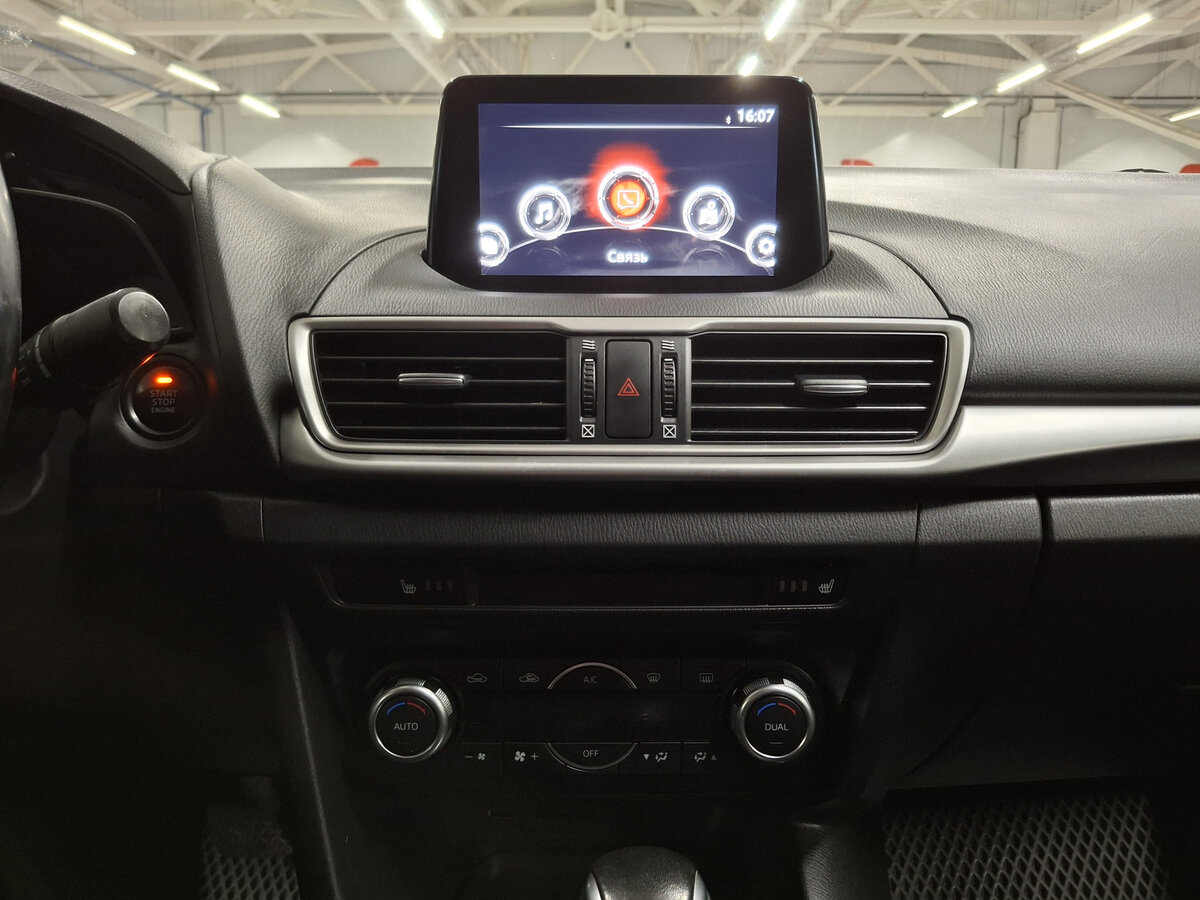 Б/У Мазда 3 2018 года. Фото: #14