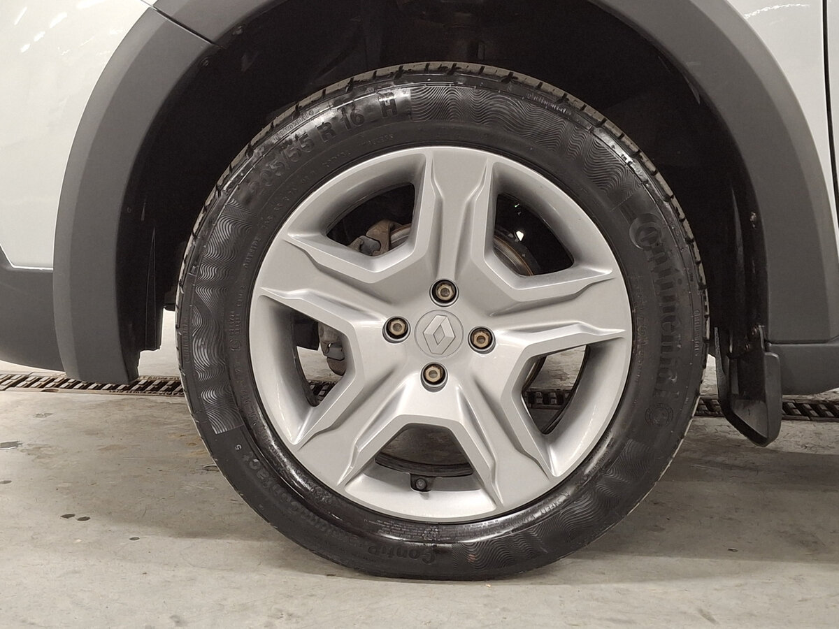 Б/У Рено Сандеро 2021 года. Фото: #16