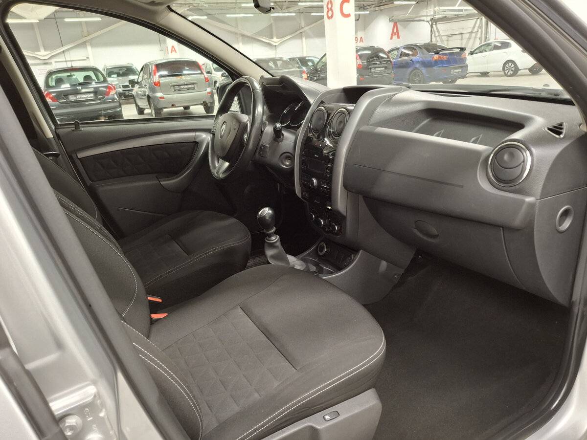 Б/У Рено Дастер 2018 года. Фото: #10