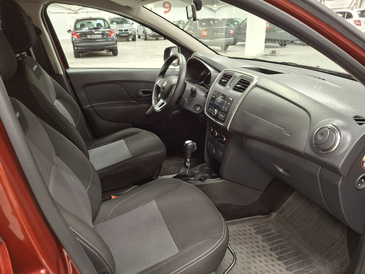 Б/У Рено Сандеро 2021 года. Фото: #10