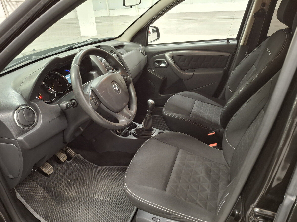 Б/У Рено Дастер 2016 года. Фото: #14